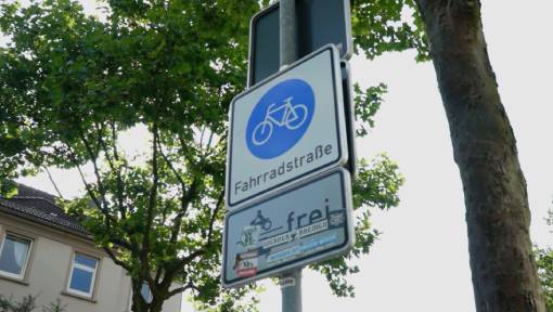 Cycle Streets: Do content and label match?